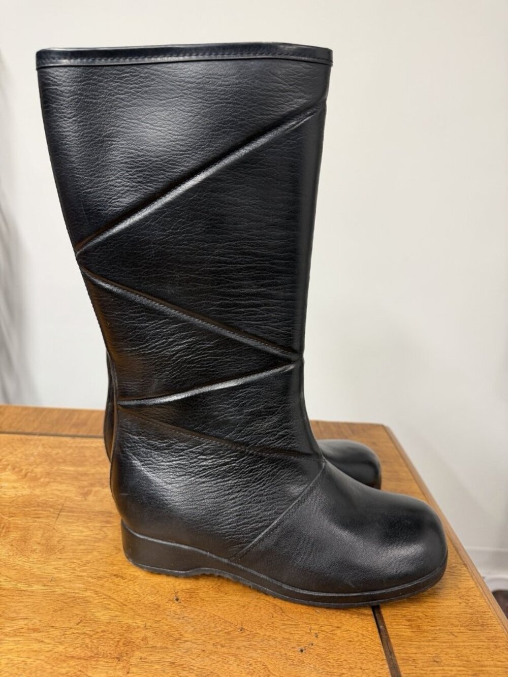 Vtg 70’s Molded Boots Women's Size 7 Black Wedge Shearling Lined Winter Snow USA